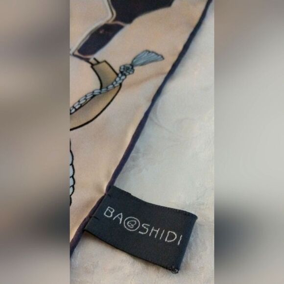 Vintage 💯 Silk Scarf Baoshidi Geometric Pattern - Picture 8 of 15